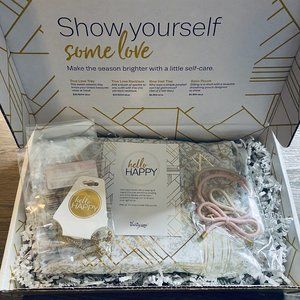 Hello Happy Love Box: Necklace, Tray, Pouch & Hair Ties‎ NIB